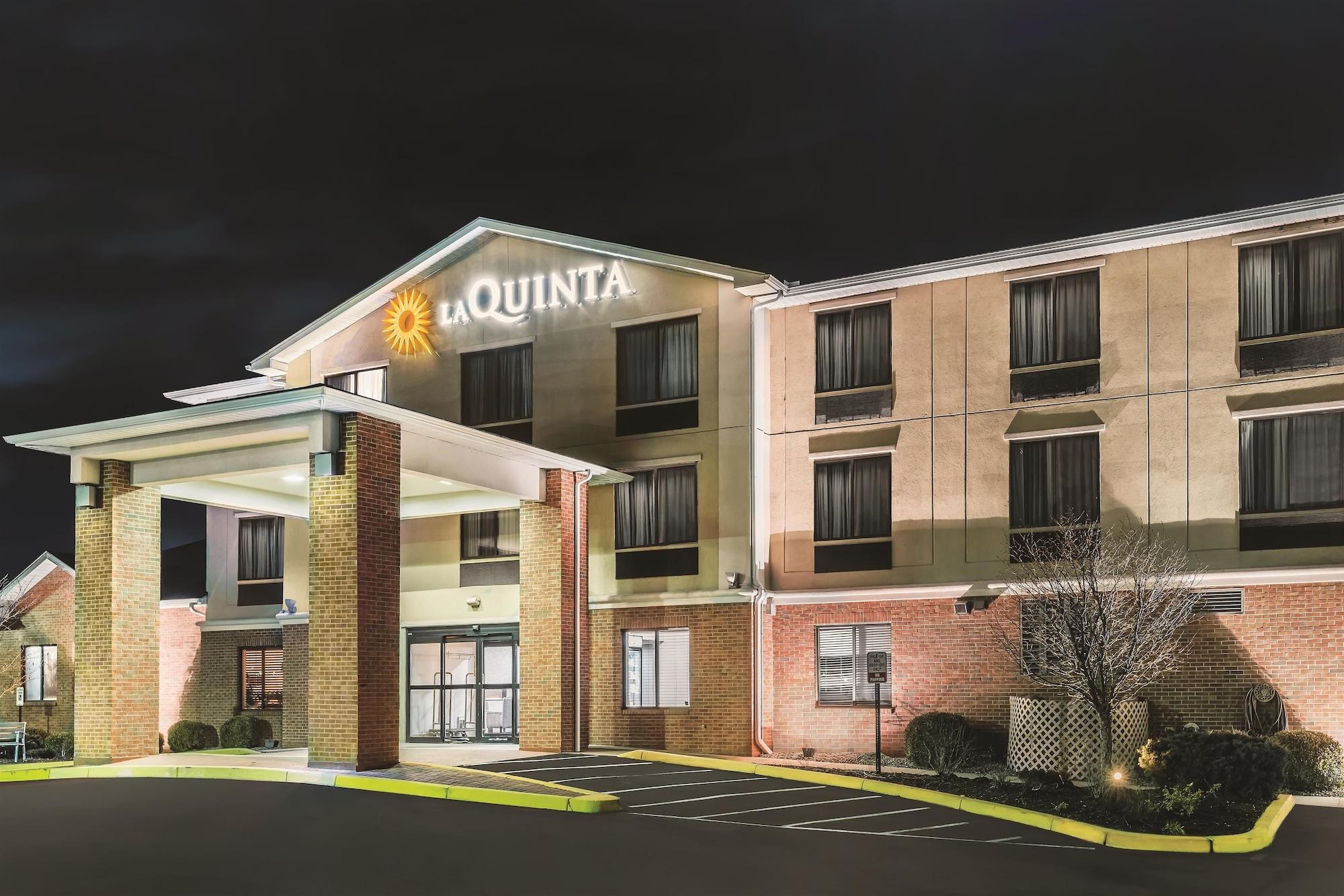 La Quinta By Wyndham Norwich-Plainfield-Casino Hotel Exterior photo