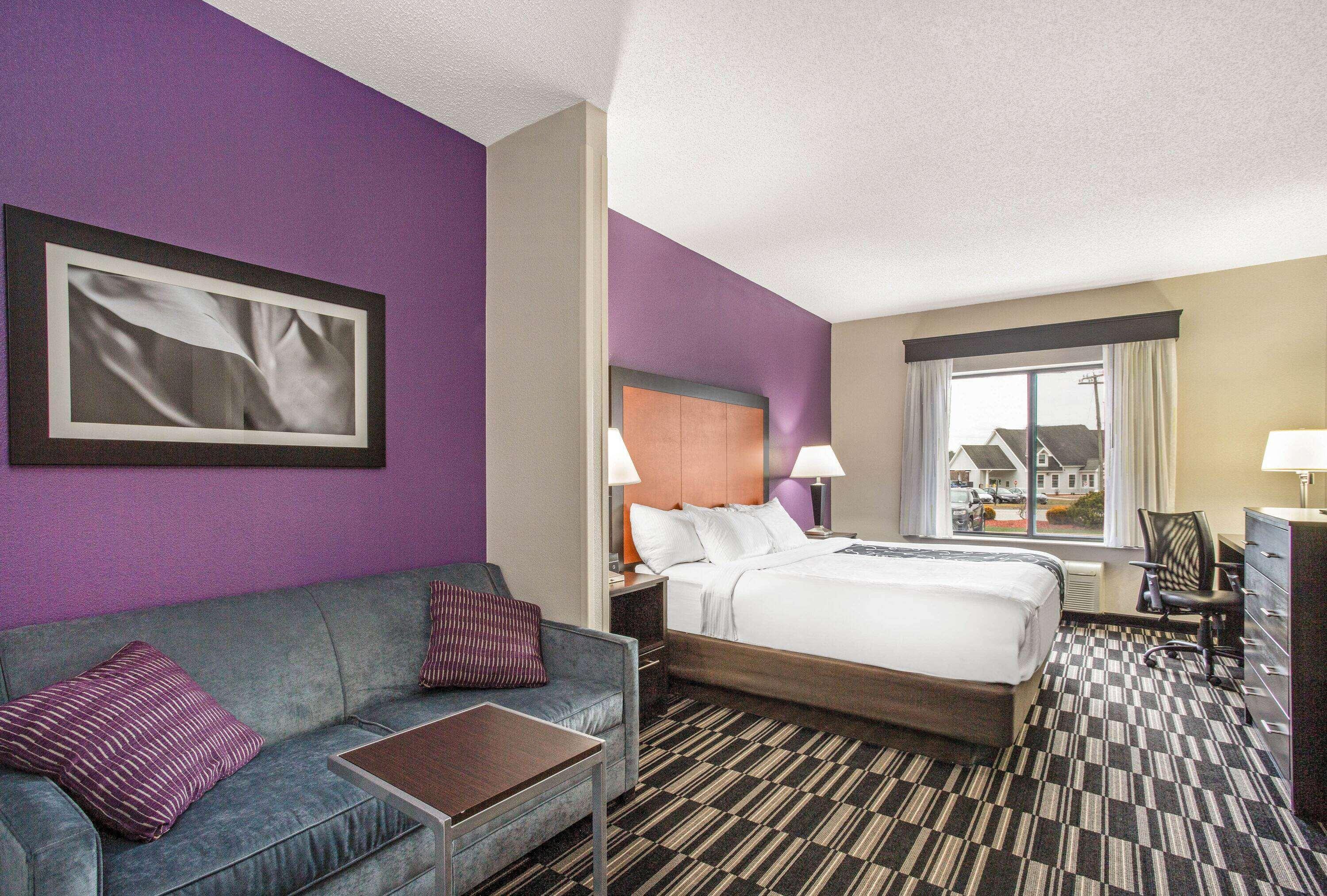 La Quinta By Wyndham Norwich-Plainfield-Casino Hotel Exterior photo